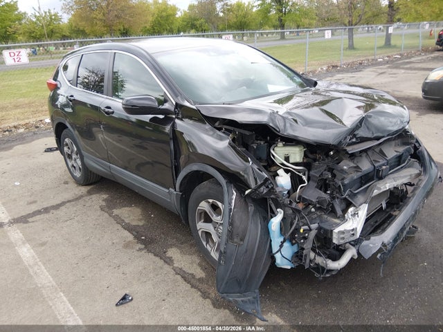 Salvage Honda CR-V Image