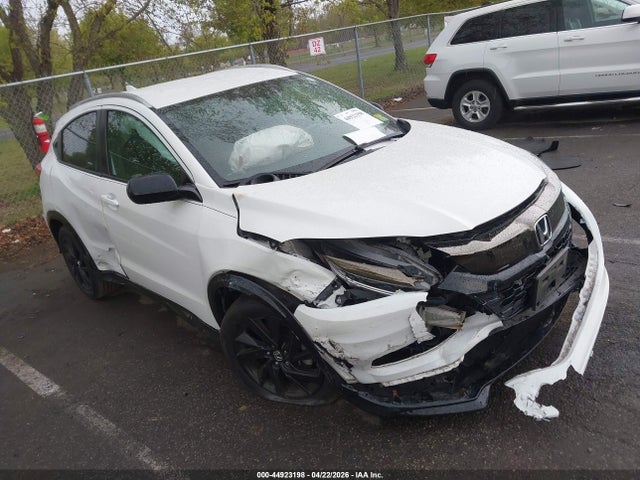 Salvage Honda HR-V Image