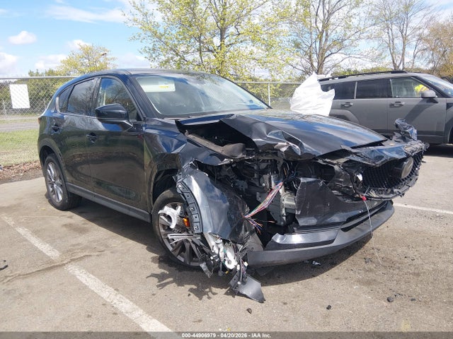 Salvage Mazda Cx Image