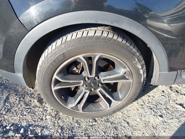 Ford Explorer Sport