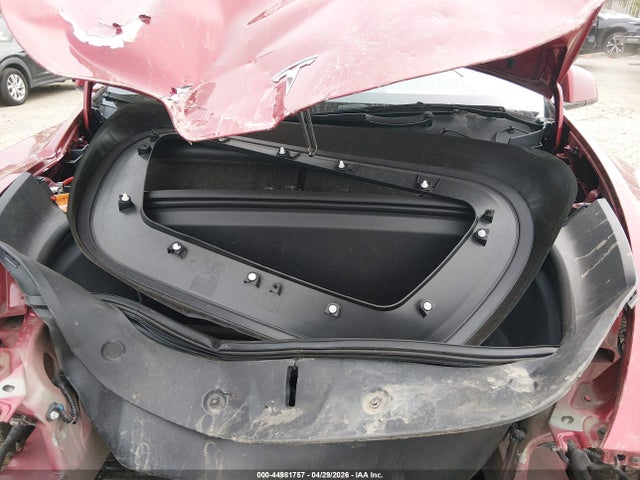 Tesla Model Y Long Range Dual Motor All-wheel Drive