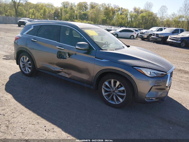 Salvage INFINITI Qx Image
