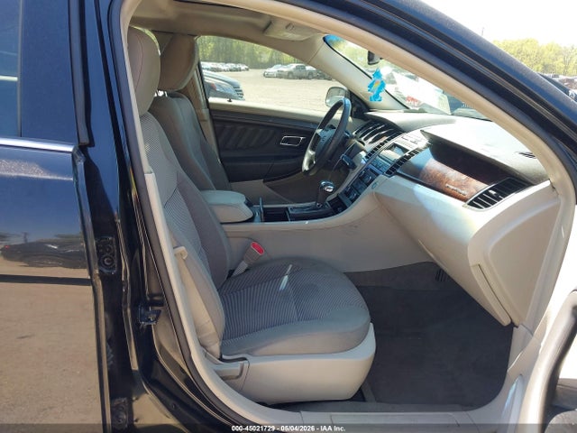 Ford Taurus Sel