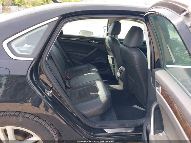 Volkswagen Passat 1.8t Sel Premium