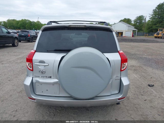Toyota RAV4 Sport V6