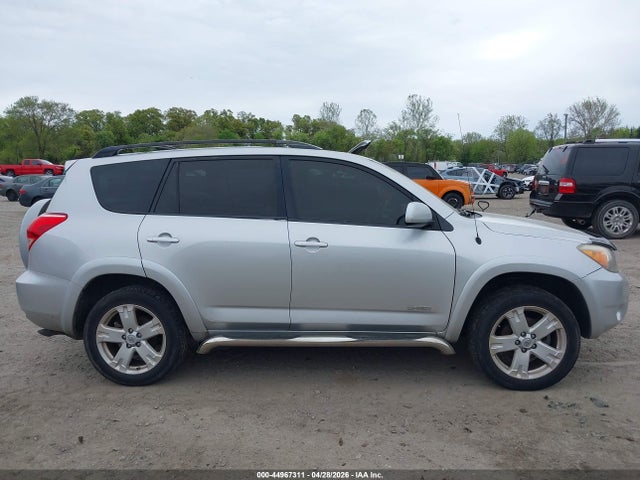 Toyota RAV4 Sport V6