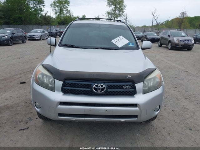 Toyota RAV4 Sport V6