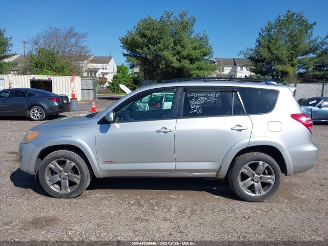 Toyota RAV4 Sport V6