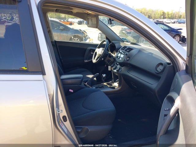 Toyota RAV4 Sport V6