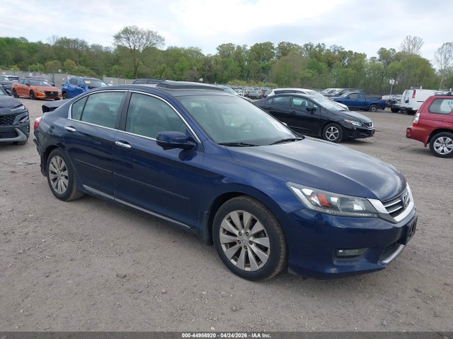 Salvage Honda Accord Image