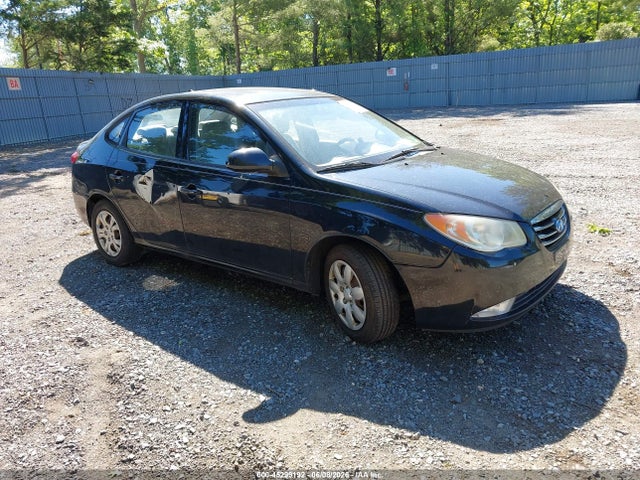 Salvage Hyundai ELANTRA Image