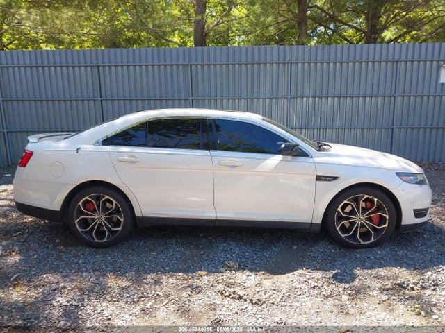 Ford Taurus Sho