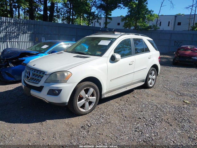 Mercedes-Benz M-Class 4matic