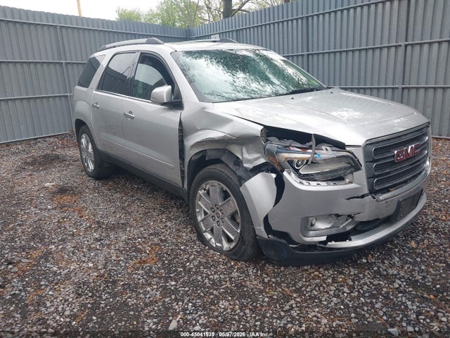 Salvage GMC Acadia Image