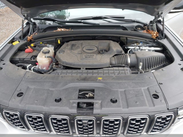 Jeep Grand Cherokee Summit Reserve 4x4