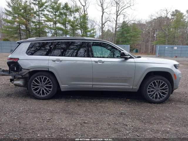 Jeep Grand Cherokee Summit Reserve 4x4