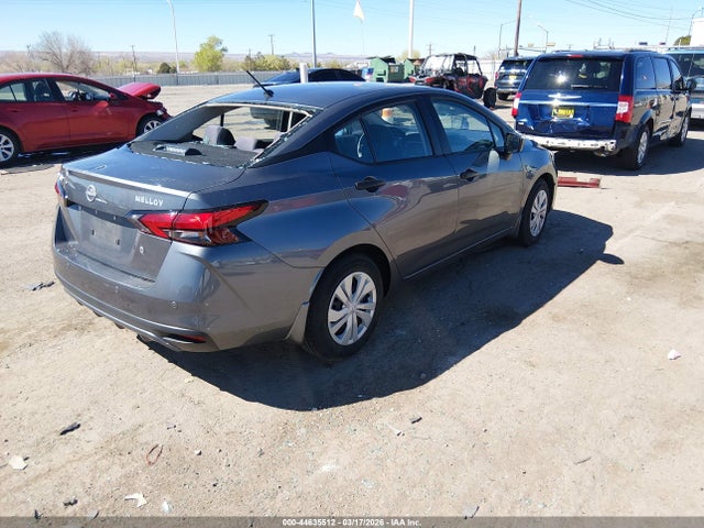 Nissan Versa 1.6 S