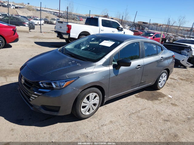 Nissan Versa 1.6 S