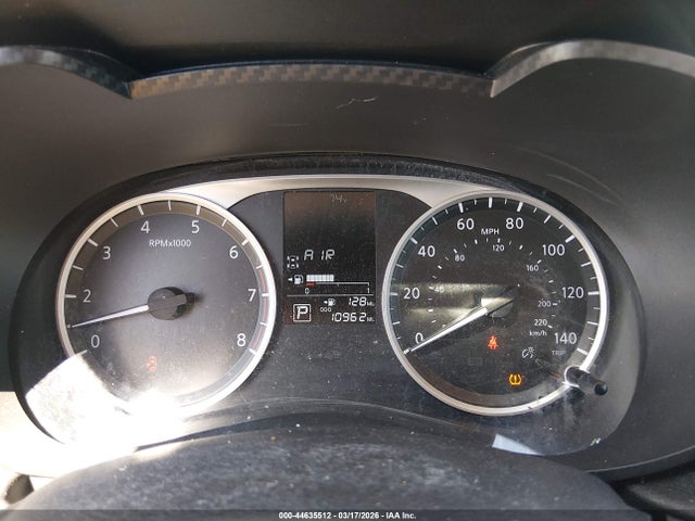 Nissan Versa 1.6 S