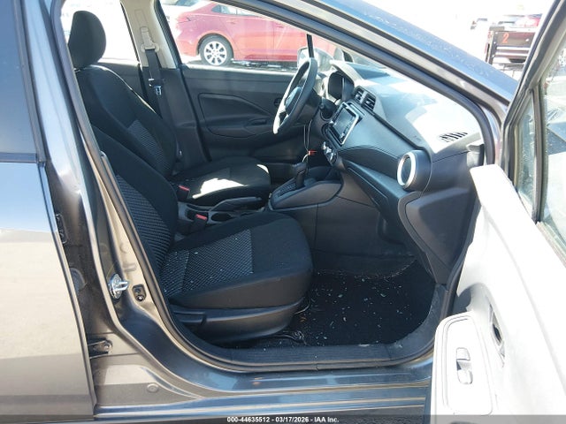 Nissan Versa 1.6 S