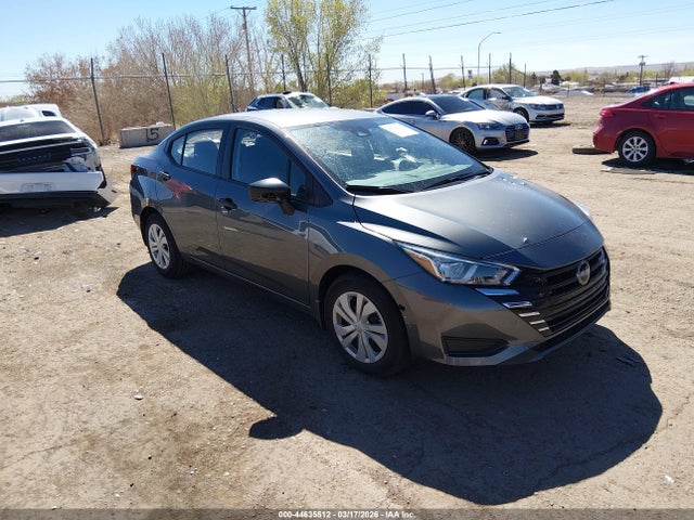 Nissan Versa 1.6 S
