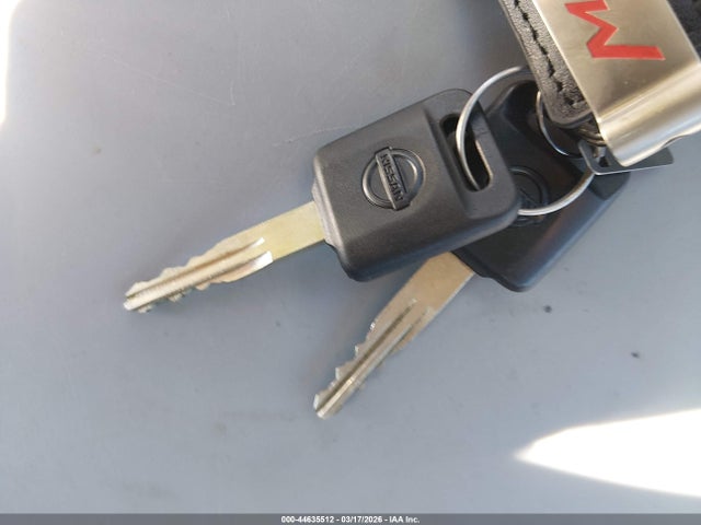 Nissan Versa 1.6 S