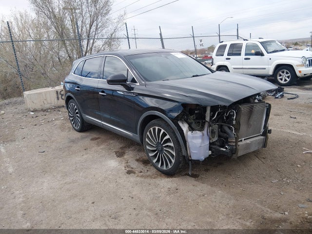 Salvage Lincoln Nautilus Image