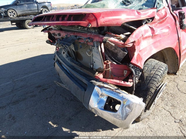 Toyota Tundra Sr5 5.7l V8