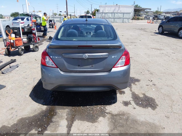 Nissan Versa 1.6 Sv