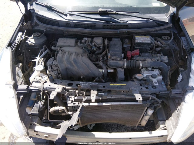 Nissan Versa 1.6 Sv