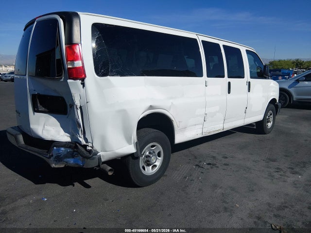 Chevrolet Express Lt