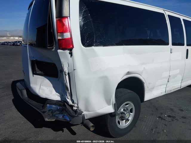 Chevrolet Express Lt