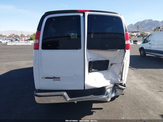 Chevrolet Express Lt