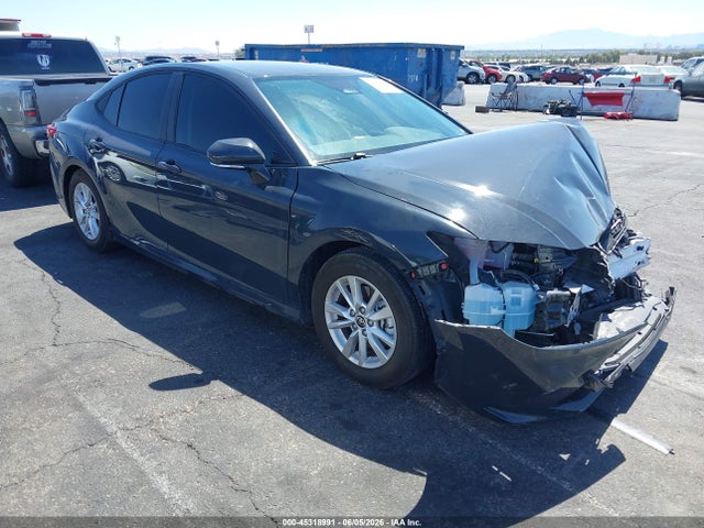 Salvage Toyota Camry Image