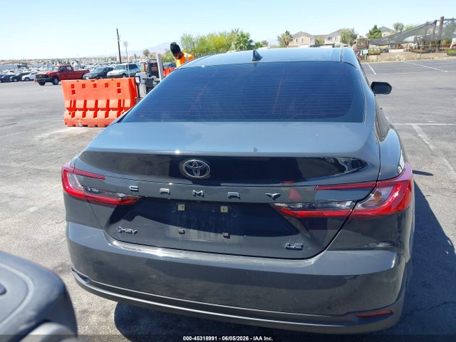 Toyota Camry Le