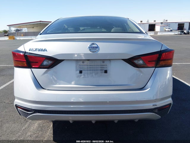 Nissan Altima S Fwd