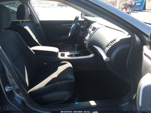 Nissan Altima 2.5 Sv