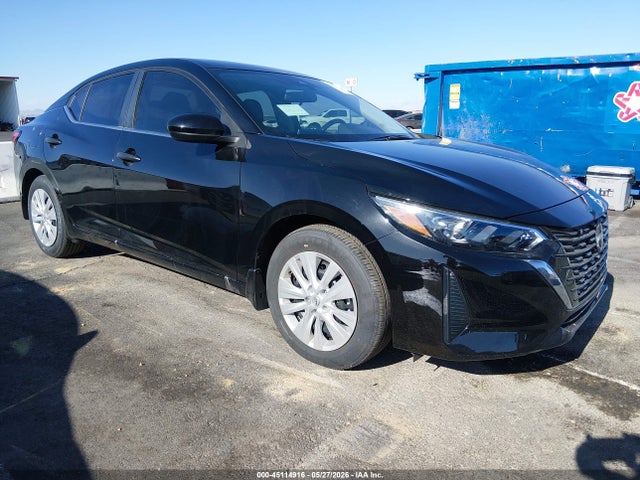 Salvage Nissan Sentra Image