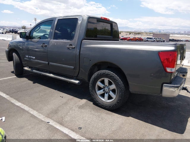 Nissan Titan Se