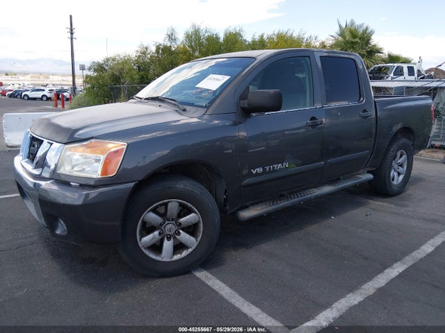 Nissan Titan Se