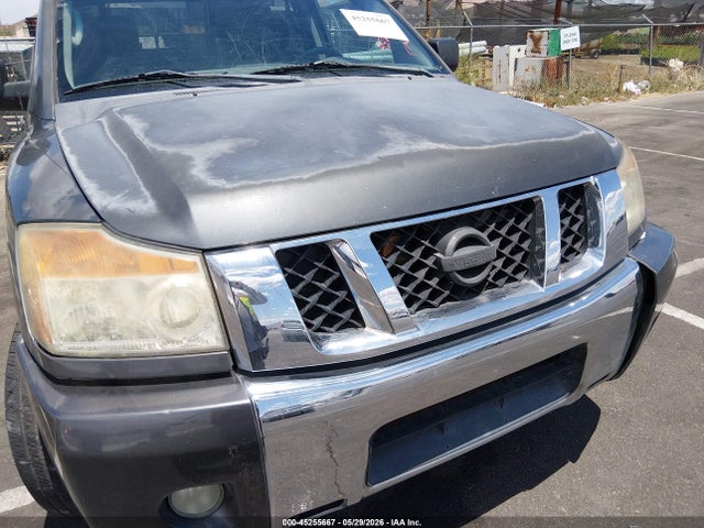 Nissan Titan Se