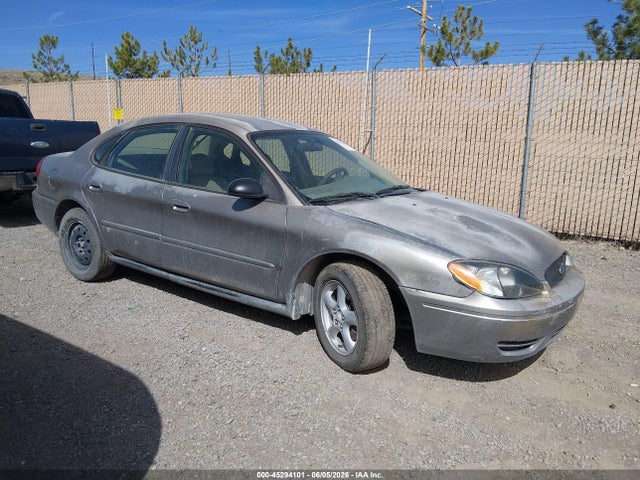 Salvage Ford Taurus Image