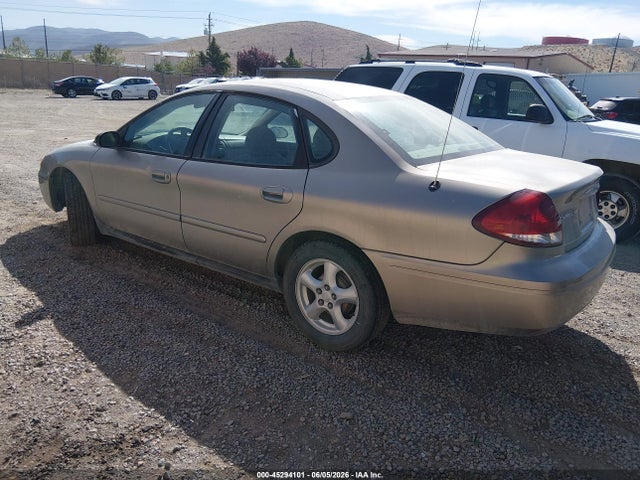 Ford Taurus Se