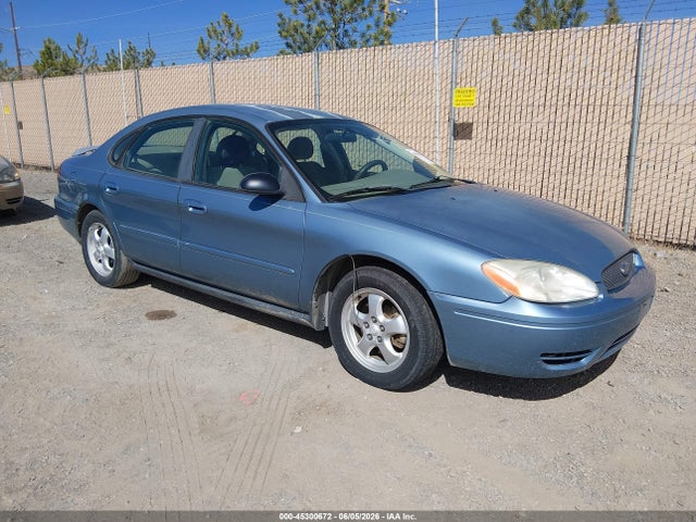 Salvage Ford Taurus Image