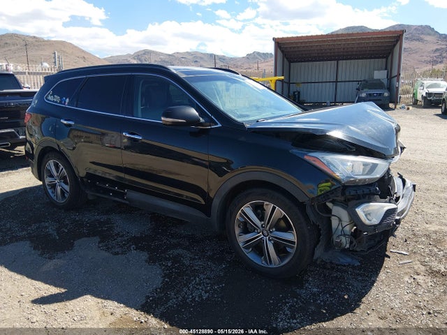 Salvage Hyundai SANTA FE Image