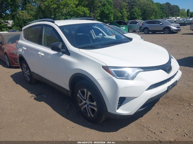 Salvage Toyota RAV4 Image
