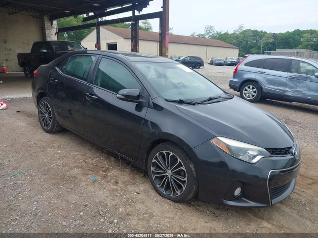 Salvage Toyota Corolla Image