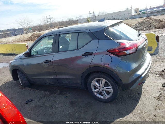 Nissan Kicks S Xtronic Cvt