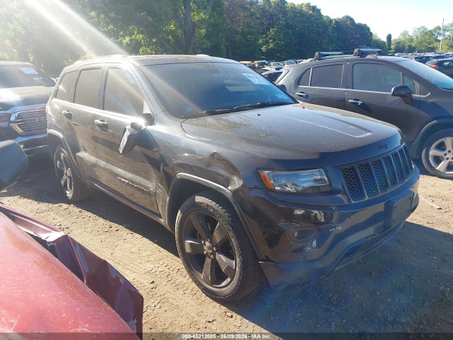 Salvage Jeep Grand Cherokee Image