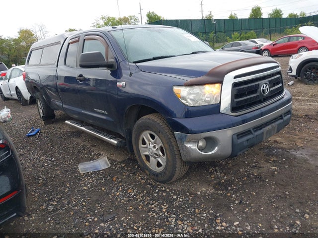 Salvage Toyota Tundra Image